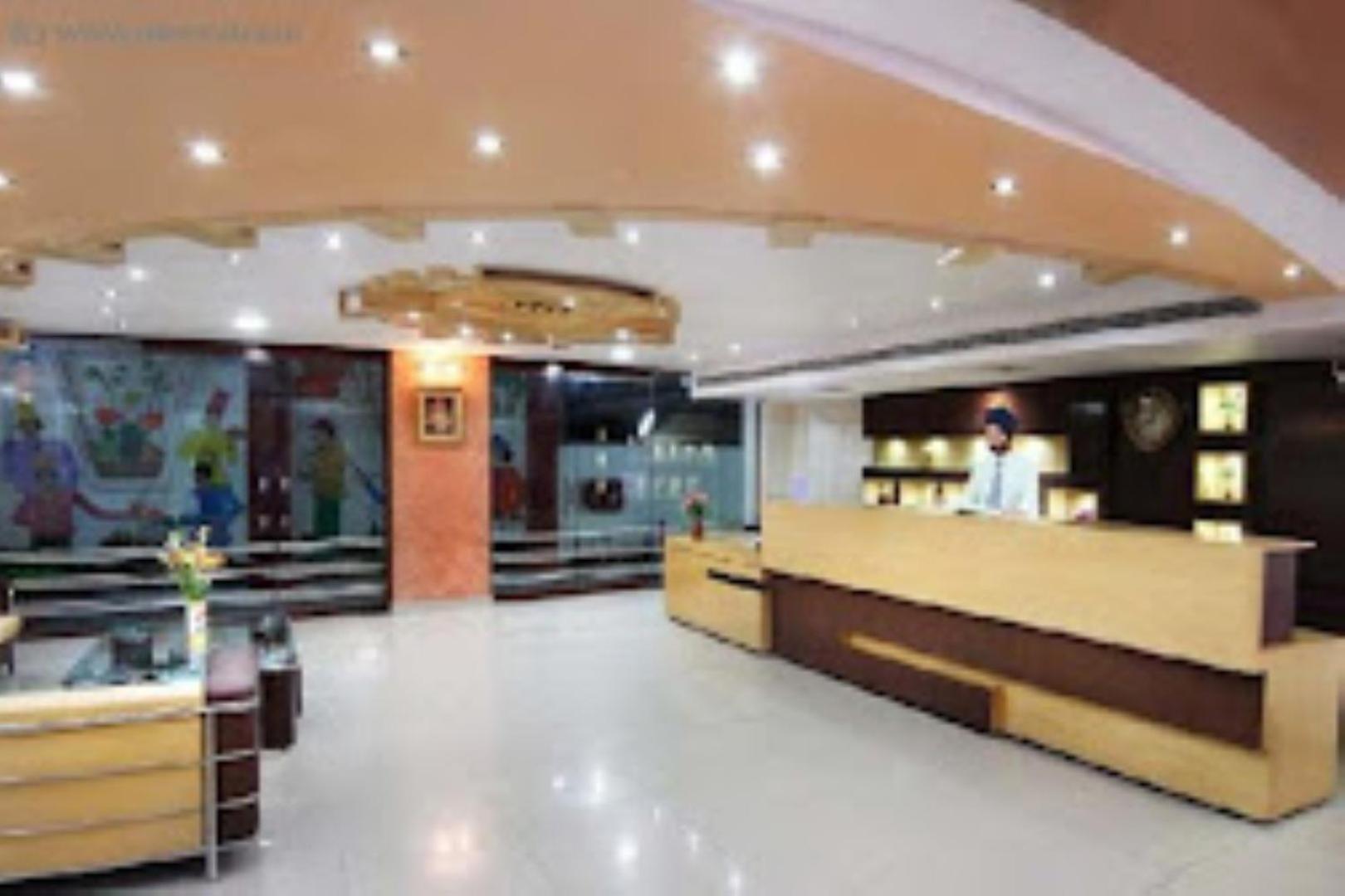 The Gagan Plaza Hotel Kānpur Exterior foto