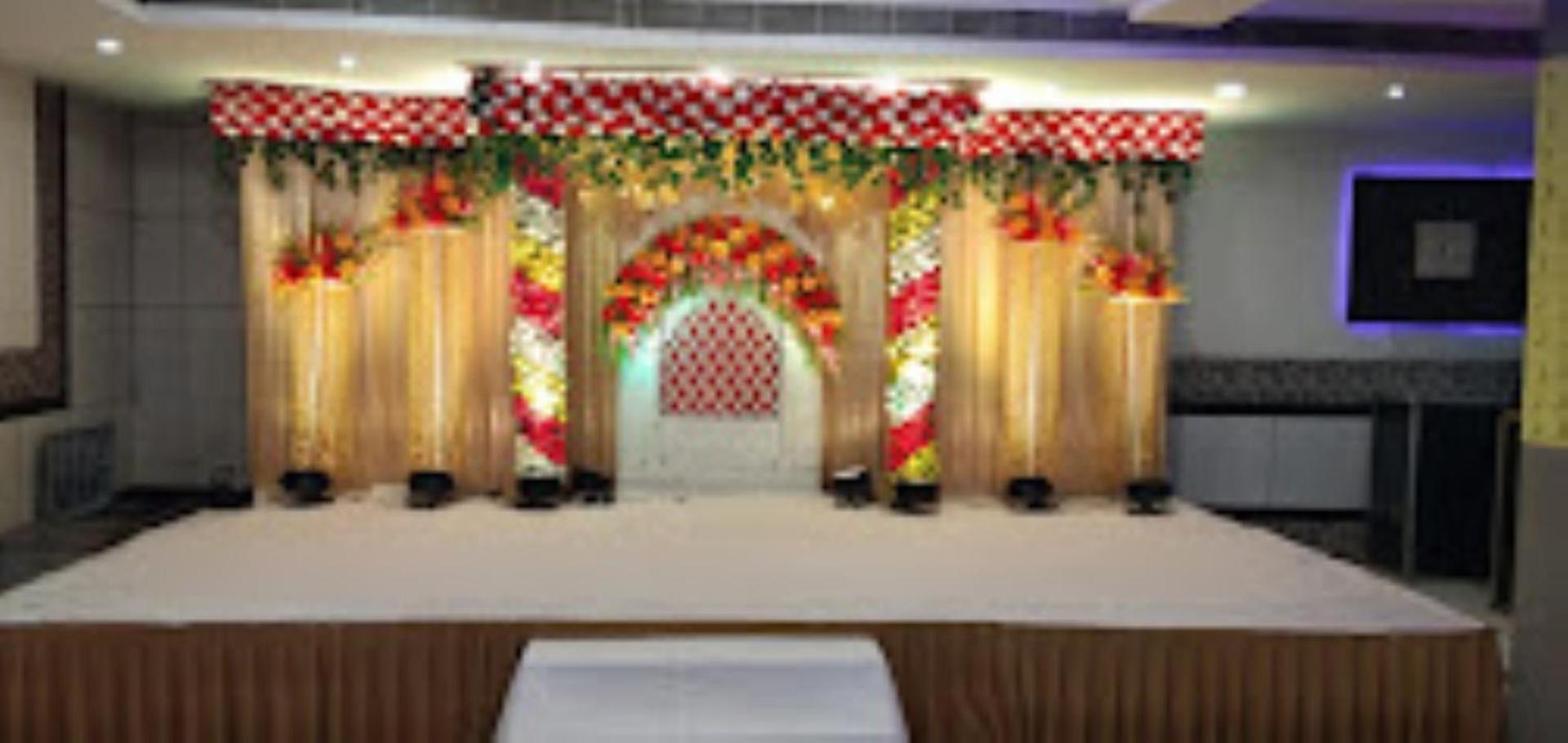 The Gagan Plaza Hotel Kānpur Exterior foto